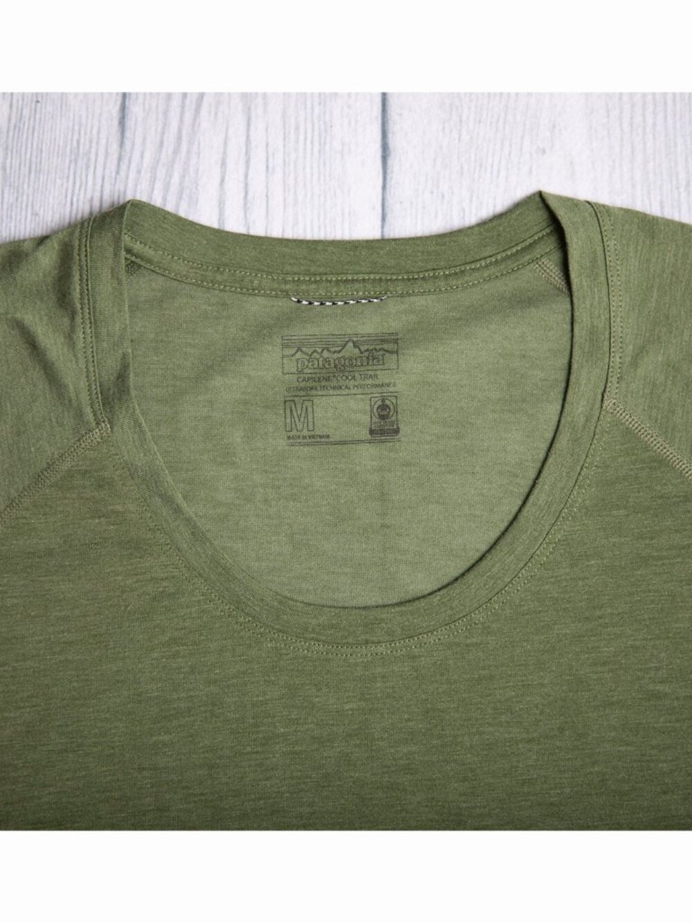 Patagonia Capilene Cool Trail Short Sleeve Shirt Size Medium - Picture 4 of 6